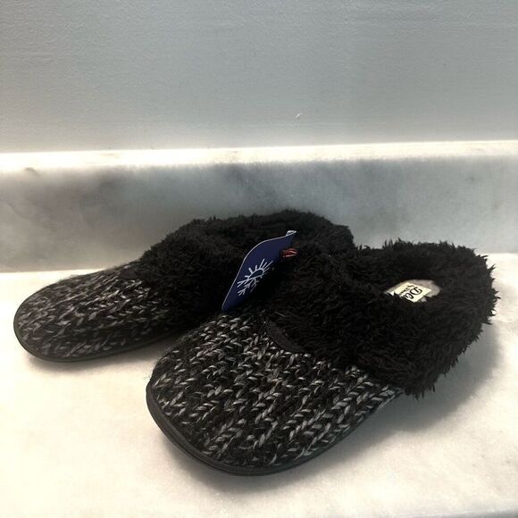 NWT Dluxe By DearFoams Memory Foam Knit Carol Scuff Slippers Black Medium/7-8 - Picture 2 of 7